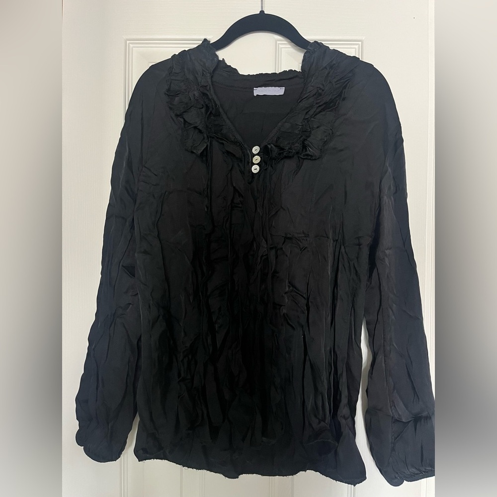 Chic Black Ruffled Blouse